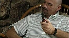 켈리 여대생 3, 주립대 신입생들이 정액에 빠져! 😜