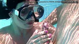 omg, já a Eduard jsme se tak zmokli prcáním v bazénu, víš!