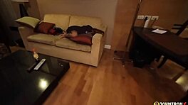 เฮ้ย Johntronx ทำไมฉันถึงเย็ดสาวเอเชียนตัวเล็ก 18+ ในฮ่องกงอีกแล้ว?