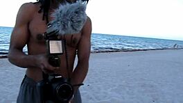 利维亚激烈性爱录像狂吸弯腰硬插