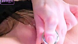 jag gned min våta fitta med hans heta sperma, kände varje tjock droppe glida djupt in