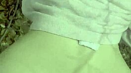 Przestań wędrować, zegnij mnie i spuść się we mnie w publicznym parku!