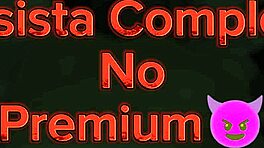 Namorada curiosa monta marido velho na cena selvagem de casamento em grupo