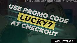 Adult Time - Лесбиянка медсестра Кендра Сандерленд соблазняет тинейджерку 18+ Лиз Джордан