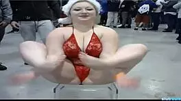 chubby blonde piggy con big booty pawg