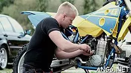 Magical Licie C does hardcore on cam