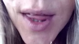 Naked teen girl pop porn toys and cunt on web cam