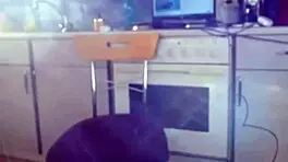 Teen Teases Juicy Big Ass