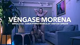 Hot girls vibing to Cipriani's single 'Vengase Morena'