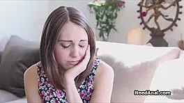 Boyfriend brought his girlfriend an anniversary anal present