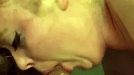 White girl sucking dick