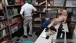 Light skin teen fingering thief attempt 😏