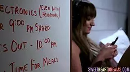 Грязная учительница лижет киску студентки жестко