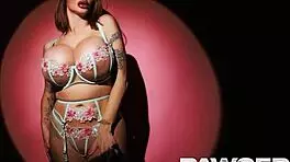 no puedo creer que joslyn james me follara en el foco.