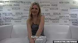 A young amateur had one of the surprisesthat some woman can give during a massage/ photoession