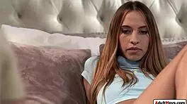 Sweet babe yhivi craves hard cock to fuck