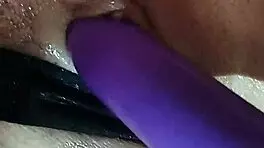 novinha safada says, 'i'm masturbating so wet'