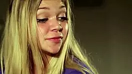 Young lesbians perform intimacy through scissoring Few subjects can evoke such passion and controversy; however, there is little doubt that lesbians have continued to embrace intimacy through scissoring passionately