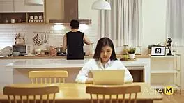 Young boyfriend licks her to orgasm