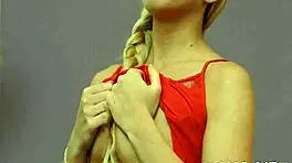 Cock-Starved Teen 18+ Toys Her Bawdy Cleft