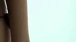 YOUNG JAPANESE AMATEUR DISPLAYS HER ASS BOLDLY