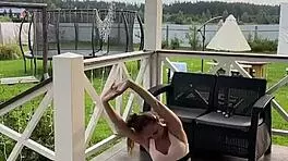 Solo morning exercise: Adorable and one night stand babe extends her slender tummy line