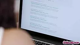 Silvia Pleasures Liz