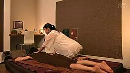 Delivery health girl in thin dress