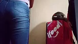 Casada Cheats at Açaí Shop, Fucks Ifood Delivery Guy on Instagram Akemilackoficial