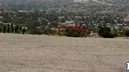 Les milf scissoring with teen in the bathtub