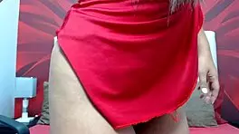 Ebony Teen 18+ Shows Upclose Big Ass on Webcam