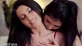 Wow, Lady Dee scissoring orgasm with Czech babe!