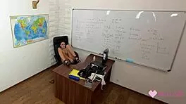 Hidden camera catches guard masturbating in reality