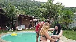 I'm branca de neve in mansion assfucking orgy