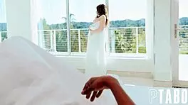 under the sheets with isiah maxwell and leana lovings