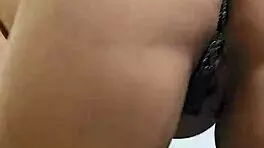 Batendo siririca pro meu amante, gravei e mandei video