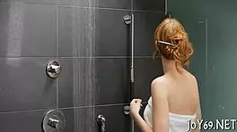 Hottie Achieves Intense Orgasm Through Solo Play