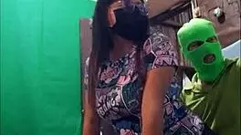 Madrastras e hijastros comparten secreto sexual grato
