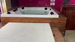 The black beauty's juicy ass got fucked in the crack