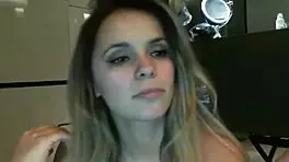 Dea Squirts With Dildo In Shower