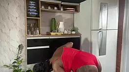 Em Plena Luz Do Dia Marido Fode Buceta Cozinha