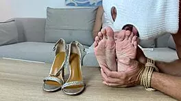 Horny Boyfriend Overwhelmed By Pretty Blonde Girlfriend's Stinky Feet Fetish