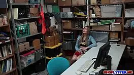 Lp officer pounds sexy babe at work 😏