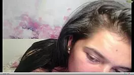 Эй! Смотри, как Tania берёт глубоко в анал!