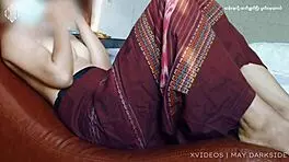 Burmese babe craving solo fun 😏