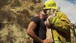 A beautiful shemale has fun with a guy who has an amazing time