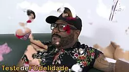 Colegias safadas fazem orgia com homem mais velho