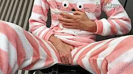 Horny Teen Masturbating Wet Pussy