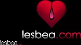 Lesbea Leanne Lace Shares Intimate Moments With Blonde Babe