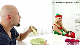 uma jolie as extra small 18+ elf on the shelf in reality hardcore cumshot scene 😍🎄